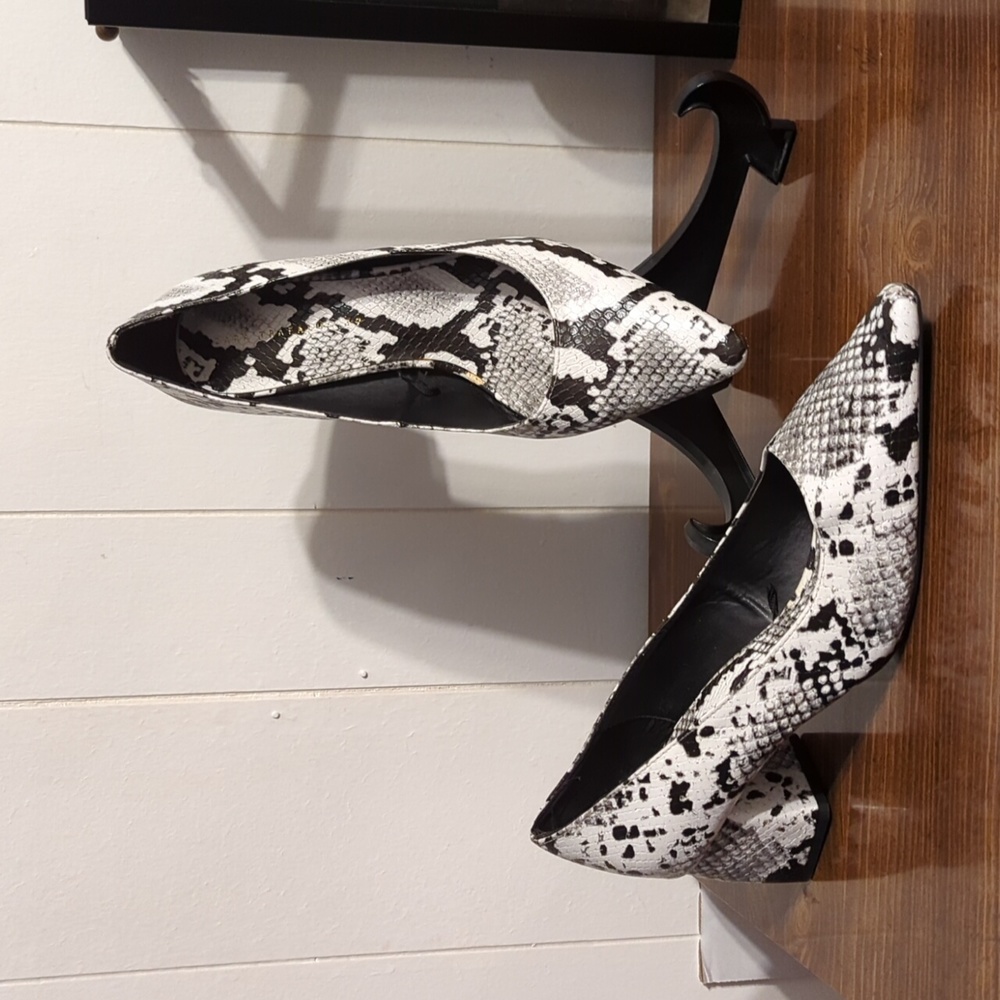 Zara Trafaluc Snakeskin shoes